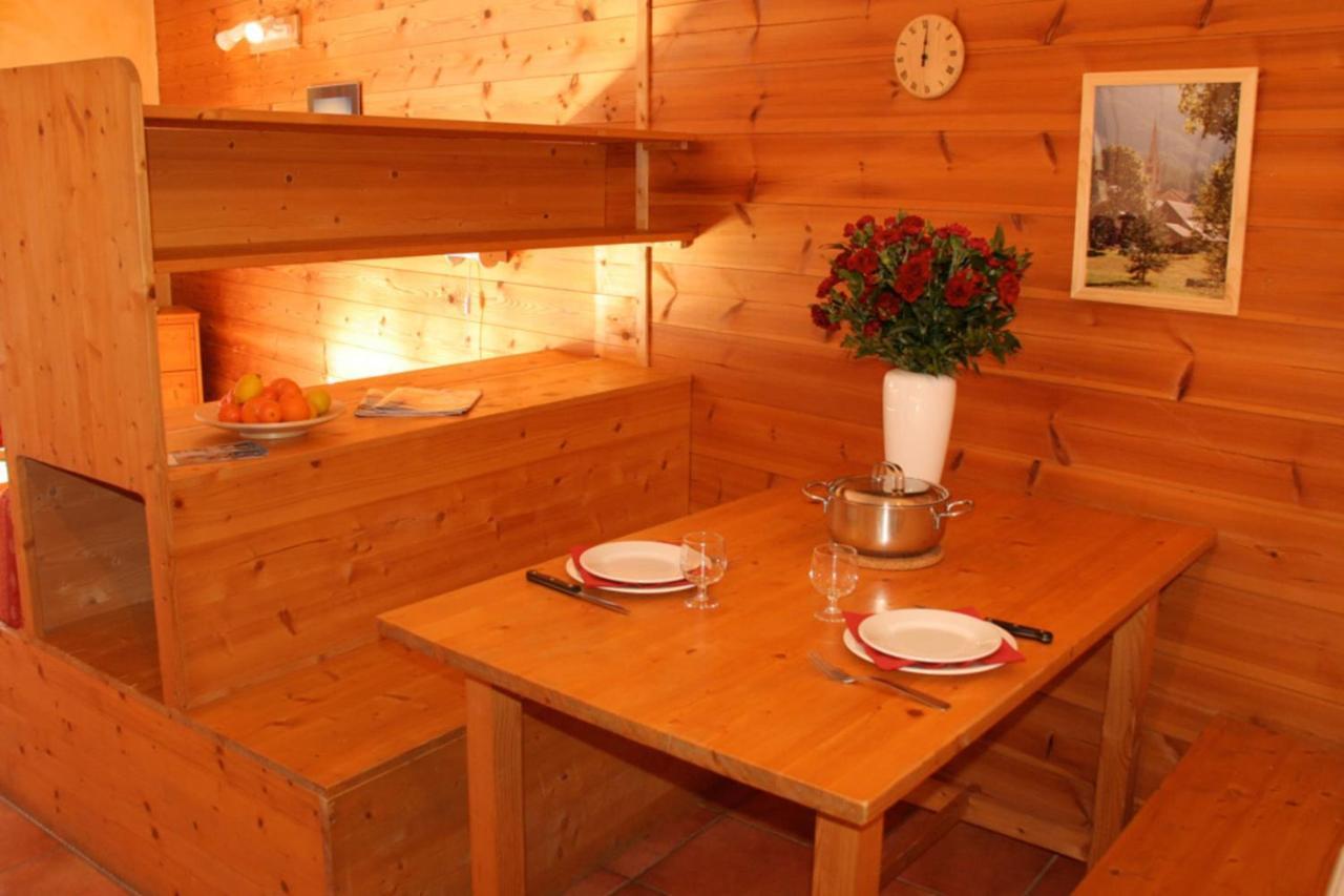 Le Barlet23 Pers Hameau Des Chazals Nevache Hautes Alpes Exterior photo